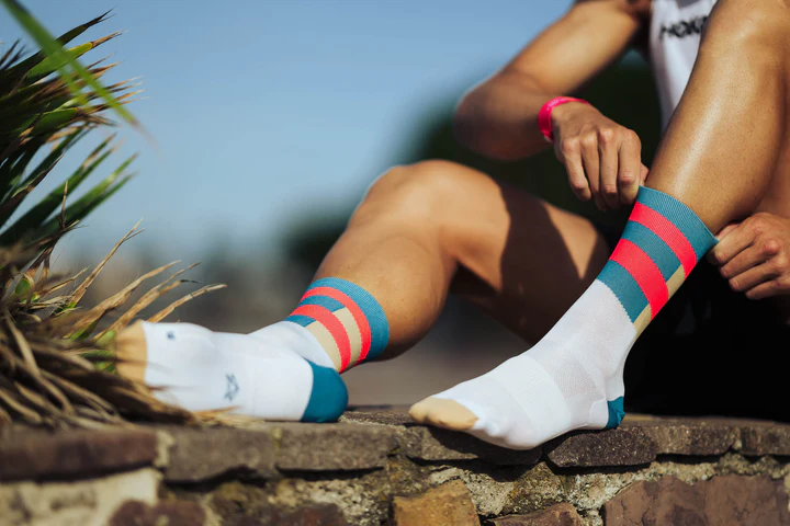Incylence - Incylence Unisex's Ultralight High-Cut Running Socks (Spirals) - Cam2