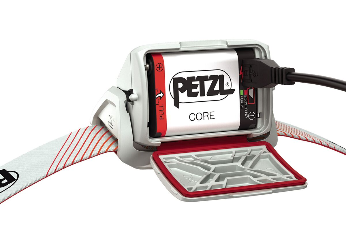 Petzl - Petzl Actik Core 600 Lumens Headlamp - Cam2