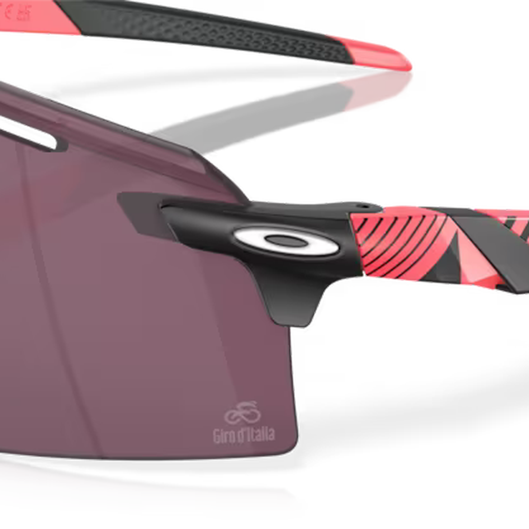 Oakley - Oakley Encoder strike vented Sunglasses 0OO9235-923516 - Cam2