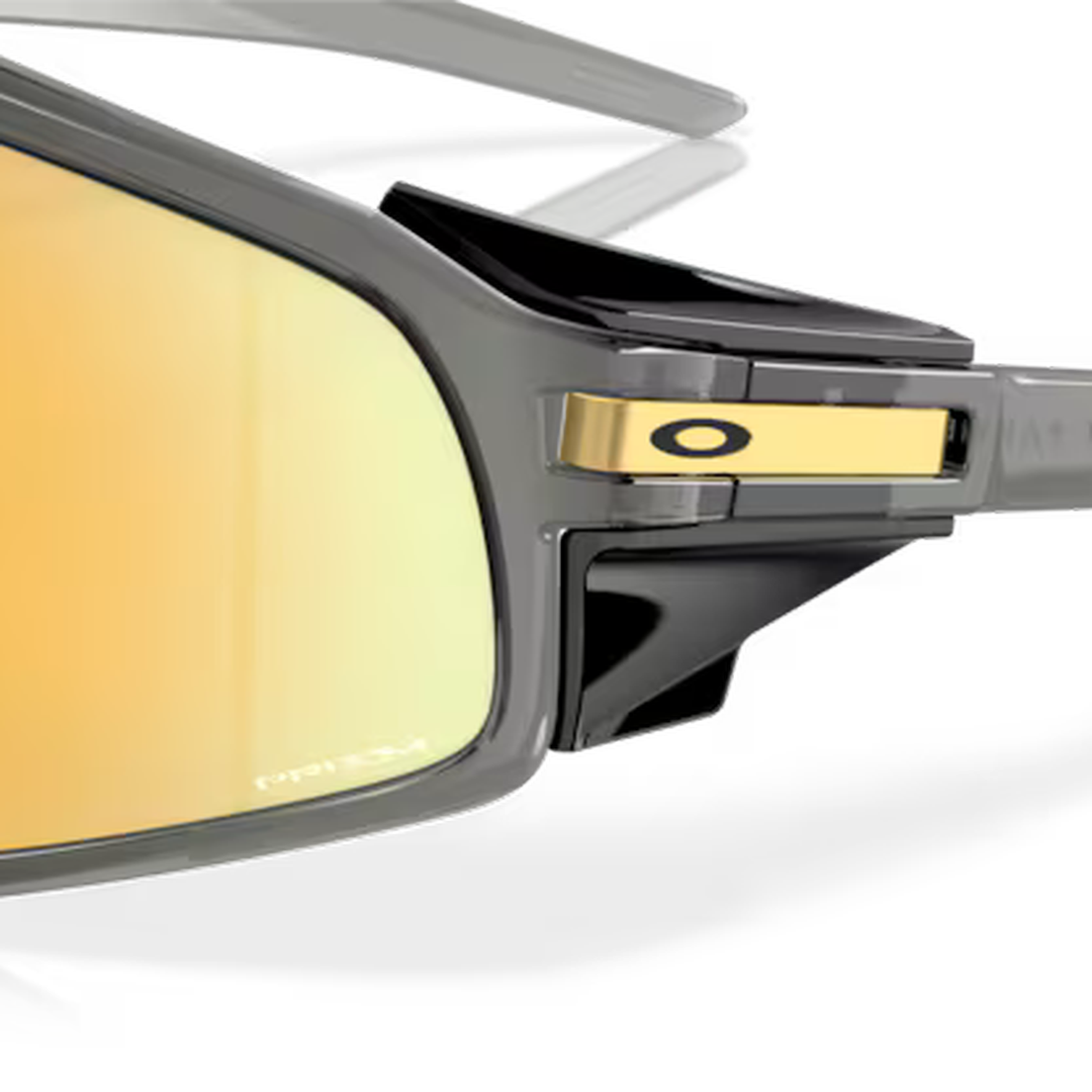 Oakley - Oakley Latch Panel Sunglasses 0OO9404-940405 - Cam2