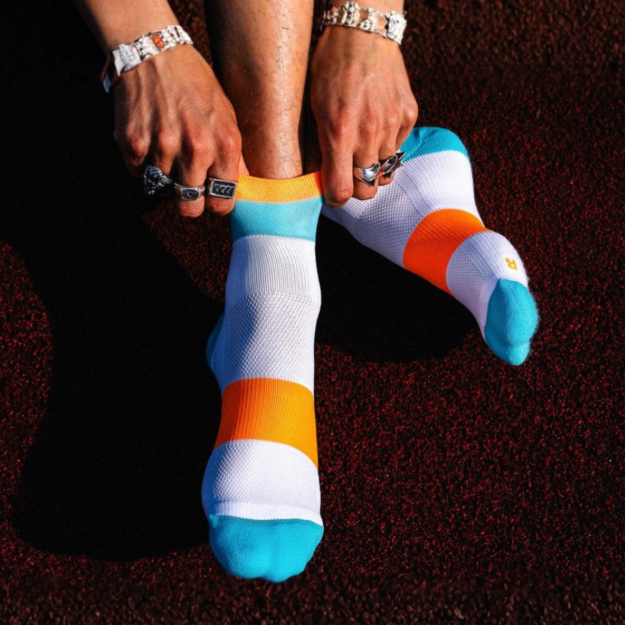 Incylence - Incylence Bands Low-Cut Running Socks - Cam2