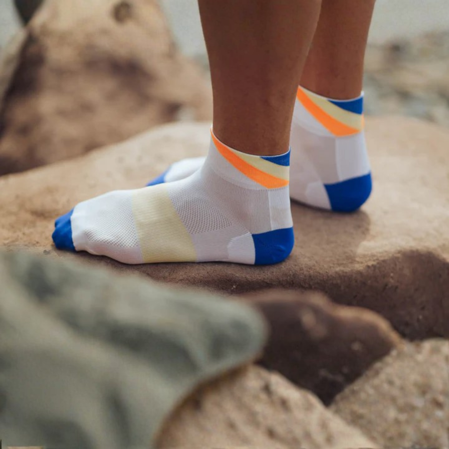 Incylence - Incylence Unisex's Ultralight Low-Cut Running Socks (Apex Short) - Cam2