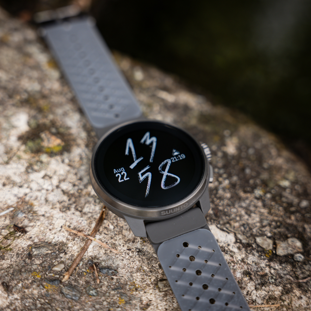 BTB (Suunto) - (B2B) Suunto Race S Titanium GPS Outdoor Watch - Cam2