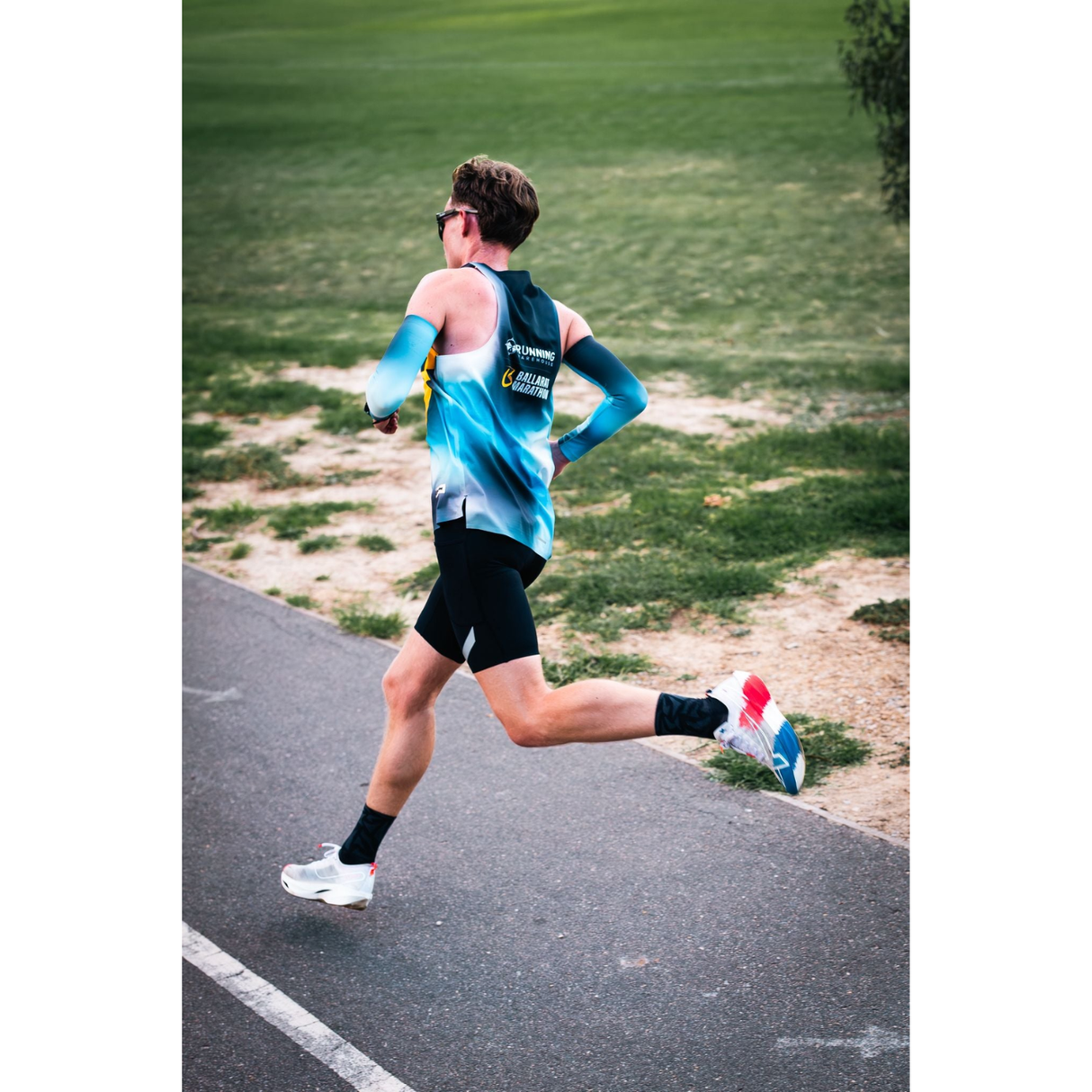 One Running Men's 2026 Tailwind Half Tights