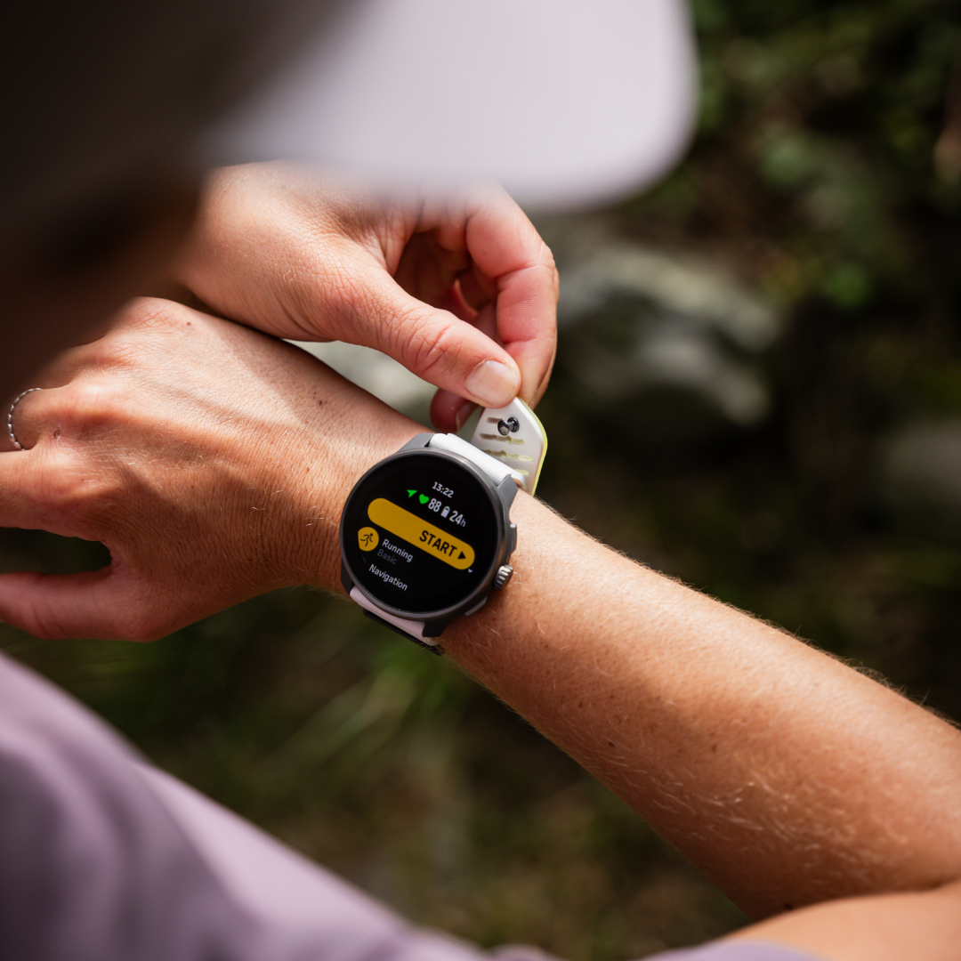 BTB (Suunto) - (B2B) Suunto Race S Titanium GPS Outdoor Watch - Cam2