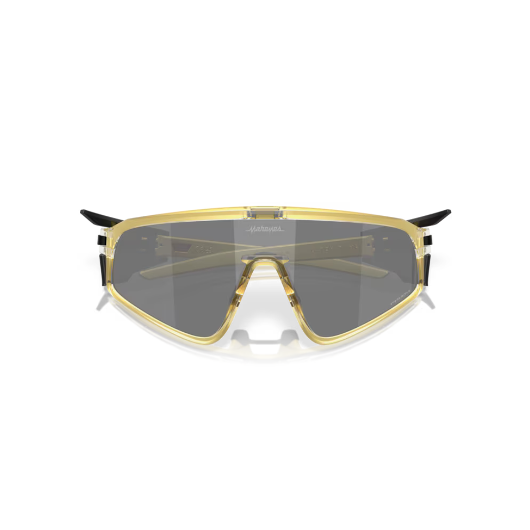 Oakley - Oakley Latch Panel Patrick Mahomes II Collection Sunglasses 0OO9404-940414 - Cam2