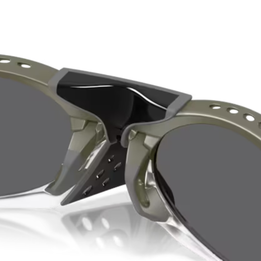 Oakley - Oakley Plantaris Sunglasses 0OO9437-943707 - Cam2
