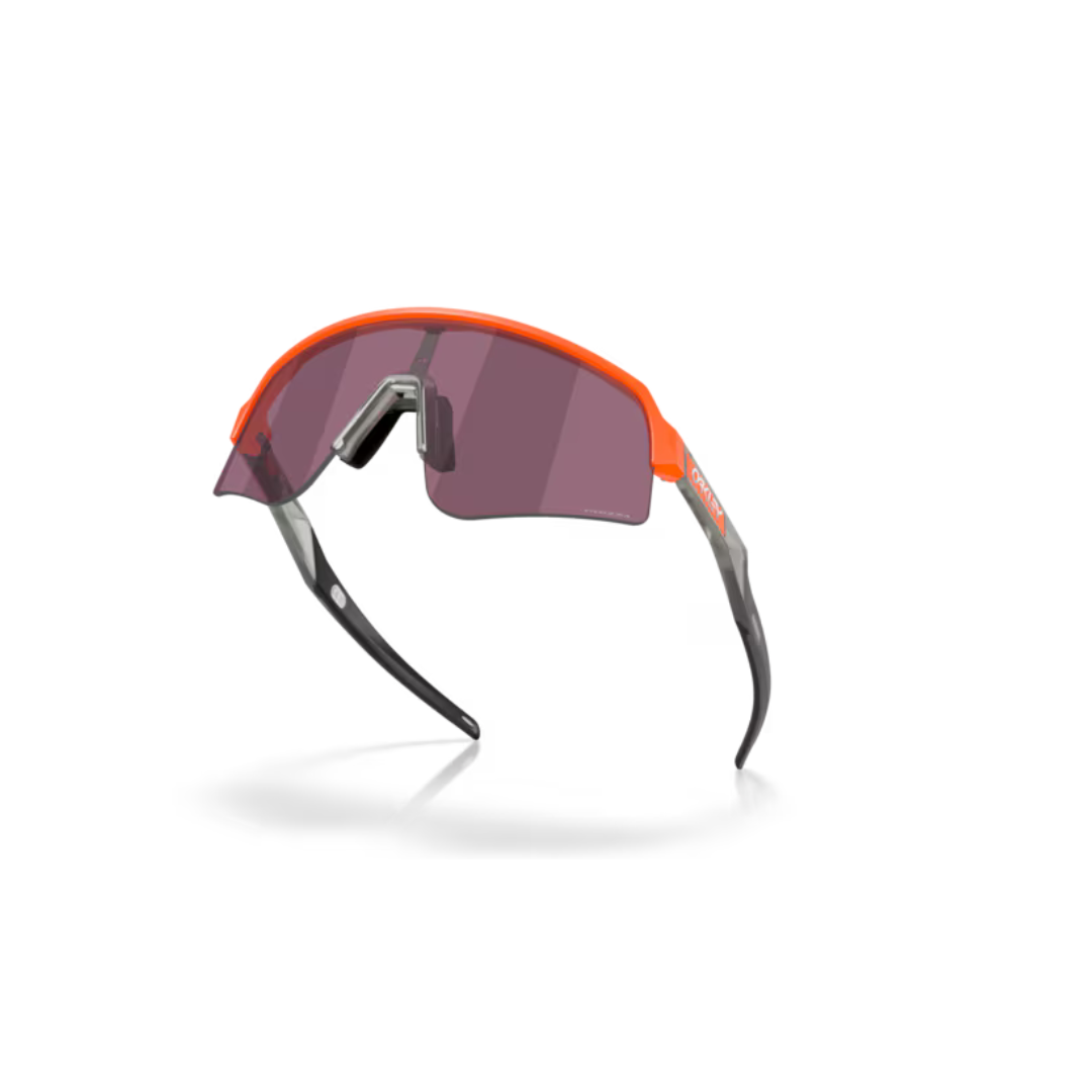 Oakley - Oakley Sutro Lite Sweep Sunglasses 0OO9465-946530 - Cam2