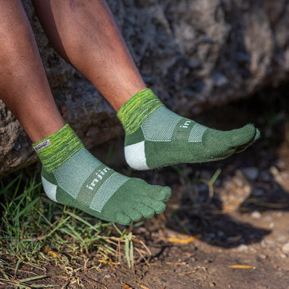 injinji Unisex's Trail Midweight Mini-Crew Socks (213130)