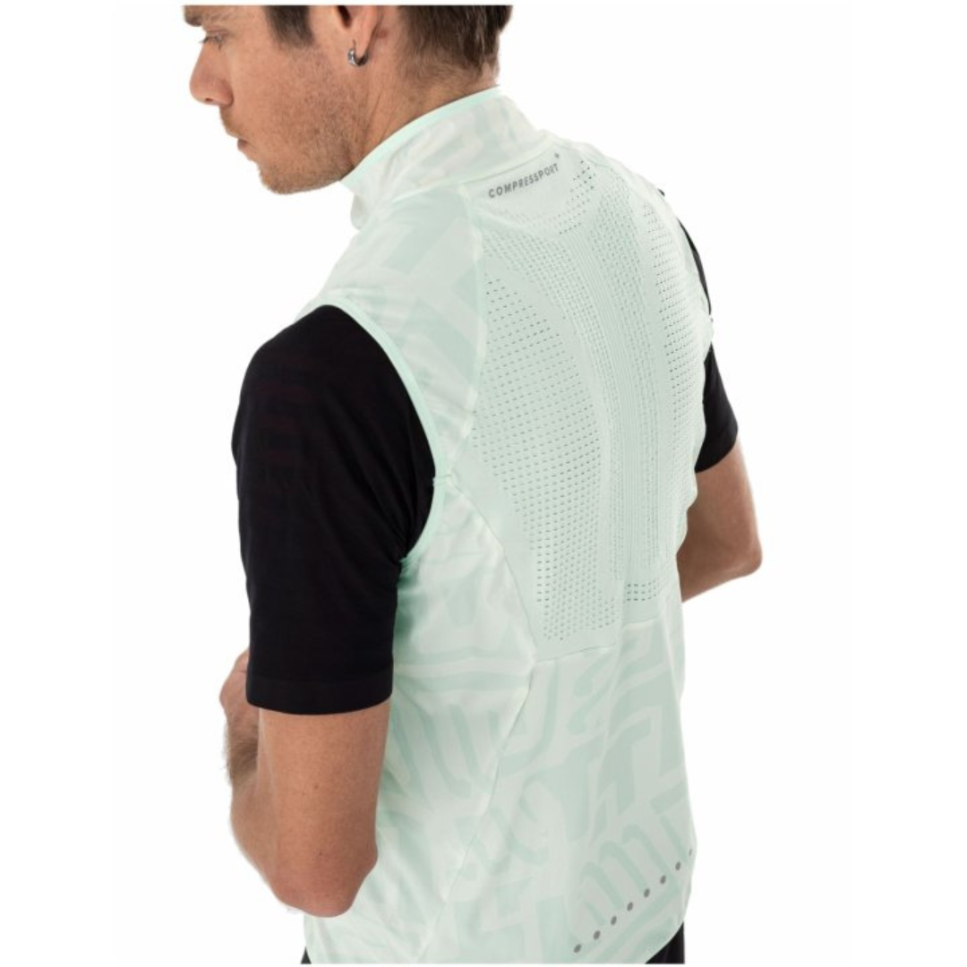 Compressport (C) - Compressport Men's Hurricane Windproof Vest - Cam2