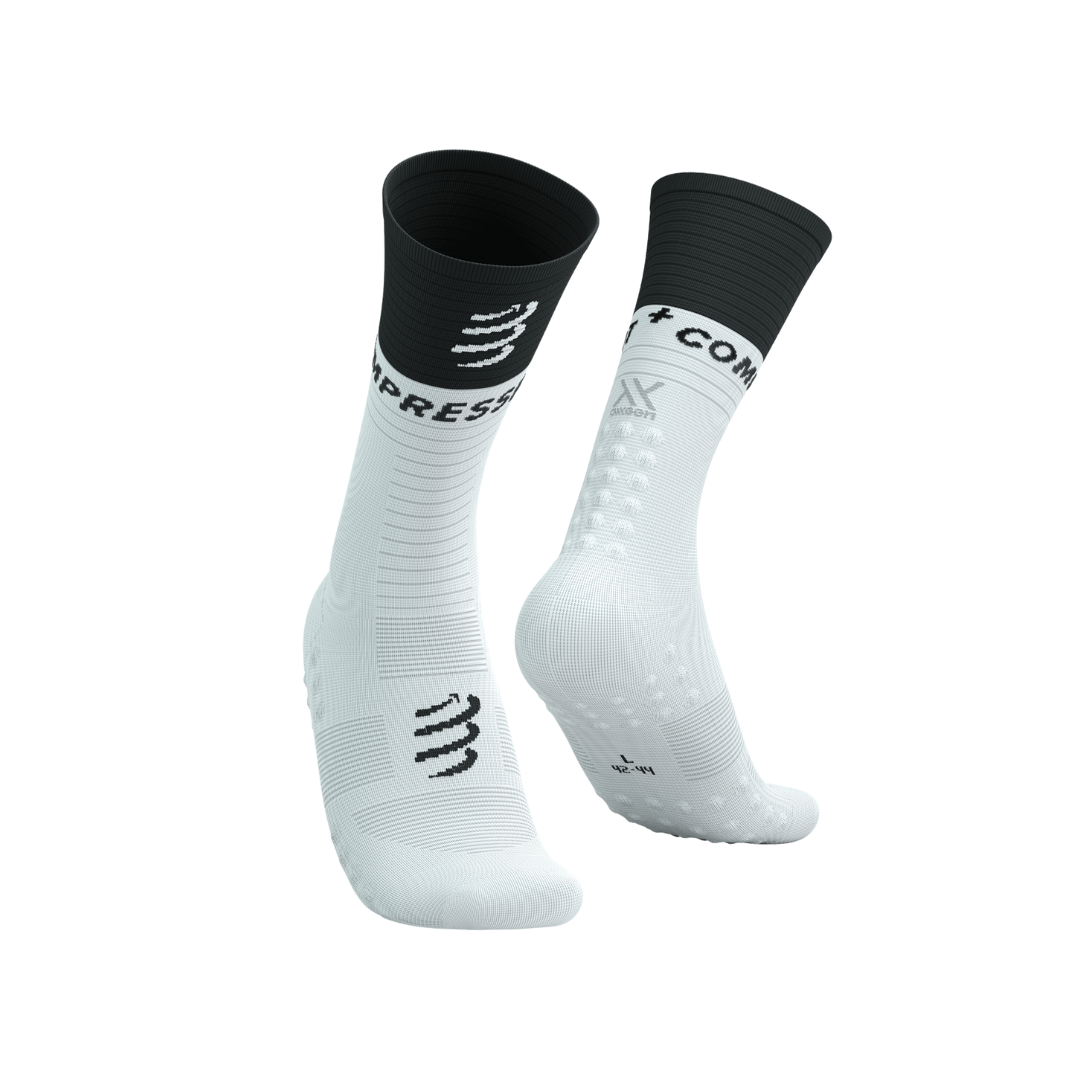Compressport (C) - Compressport Unisex's Mid Compression Socks V2.0 - Cam2