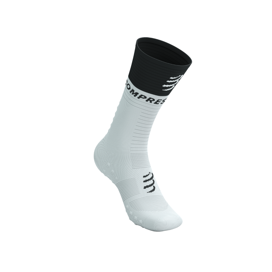 Compressport (C) - Compressport Unisex's Mid Compression Socks V2.0 - Cam2