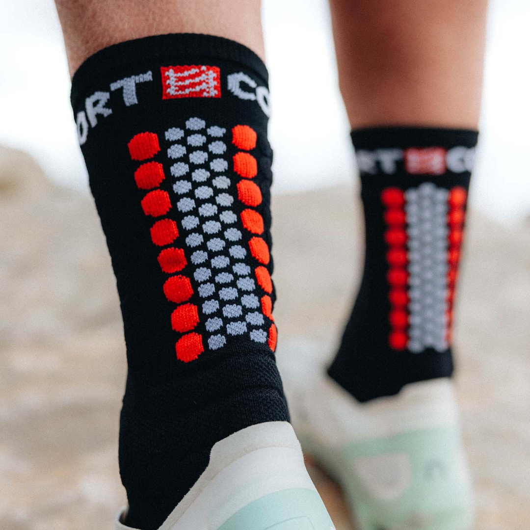 Compressport (C) - Compressport Unisex's Ultra Trail Socks V2.0 - Cam2