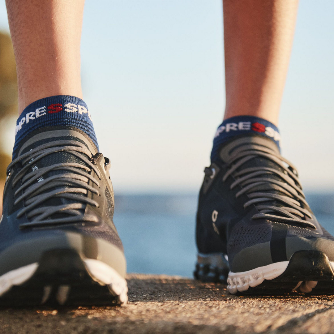 Compressport (C) - Compressport Unisex's Pro Racing Socks v4.0 Run Low - Cam2