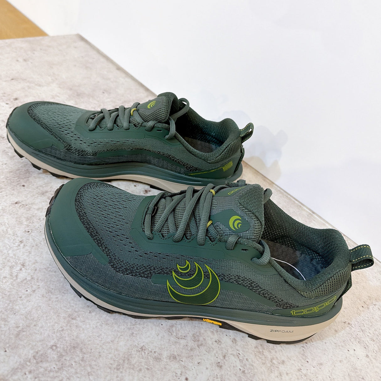 Topo Men's Terraventure 5 Trail Running Shoes