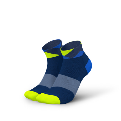 Incylence - Incylence Running Peaks Short Running Socks - Cam2
