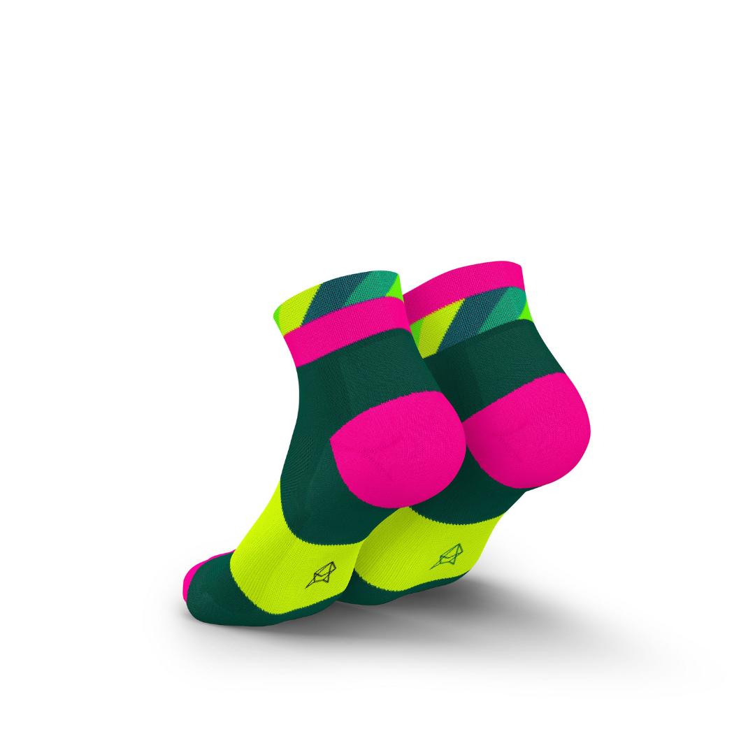 Incylence - Incylence Ultralight Strides Low-Cut Running Socks - Cam2