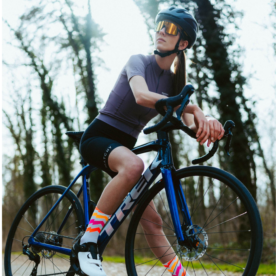 Incylence - Incylence Ultralight Waves High-Cut Running Socks - Cam2