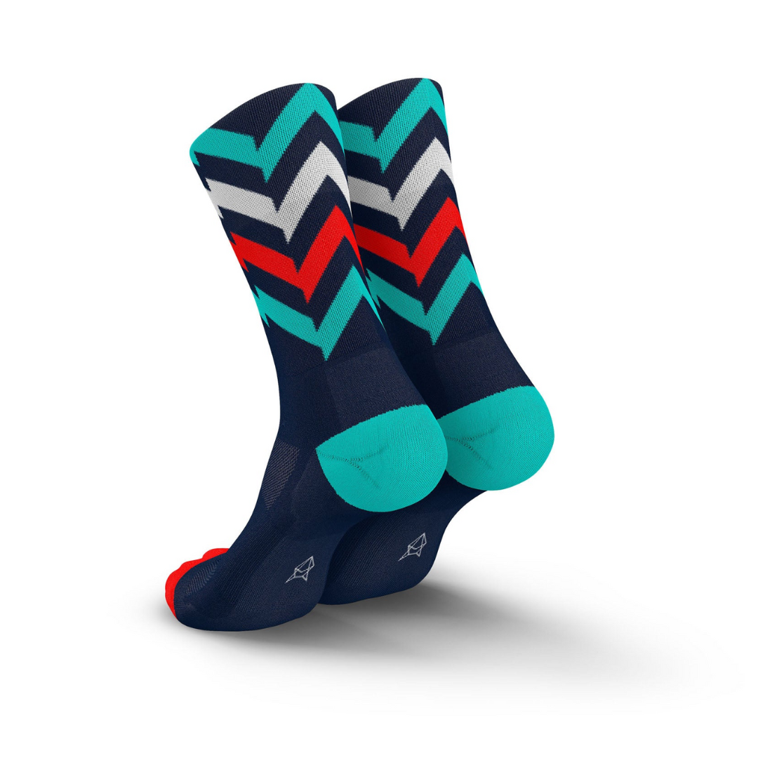 Incylence - Incylence Ultralight Waves High-Cut Running Socks - Cam2