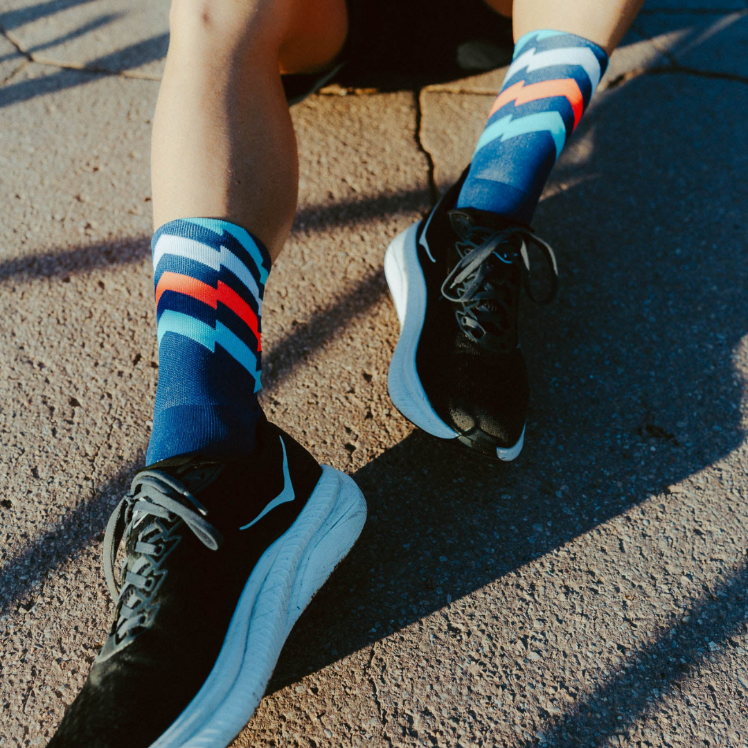 Incylence - Incylence Ultralight Waves High-Cut Running Socks - Cam2