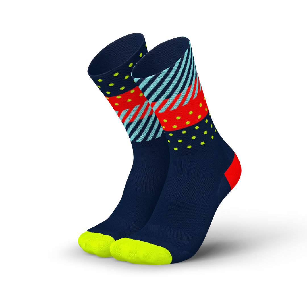 Incylence - Incylence Ultralight Wildness High-Cut Running Socks - Cam2