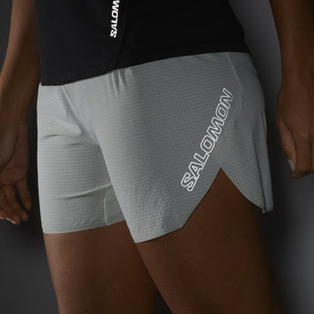 Salomon - Salomon Women's Sense Aero 5'' Shorts (LC2319800) - Cam2