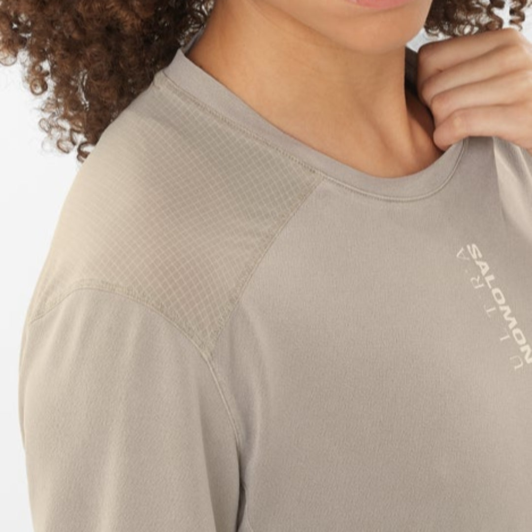 Salomon - Salomon Women's S/LAB Ultra Tee (LC2362700) - Cam2