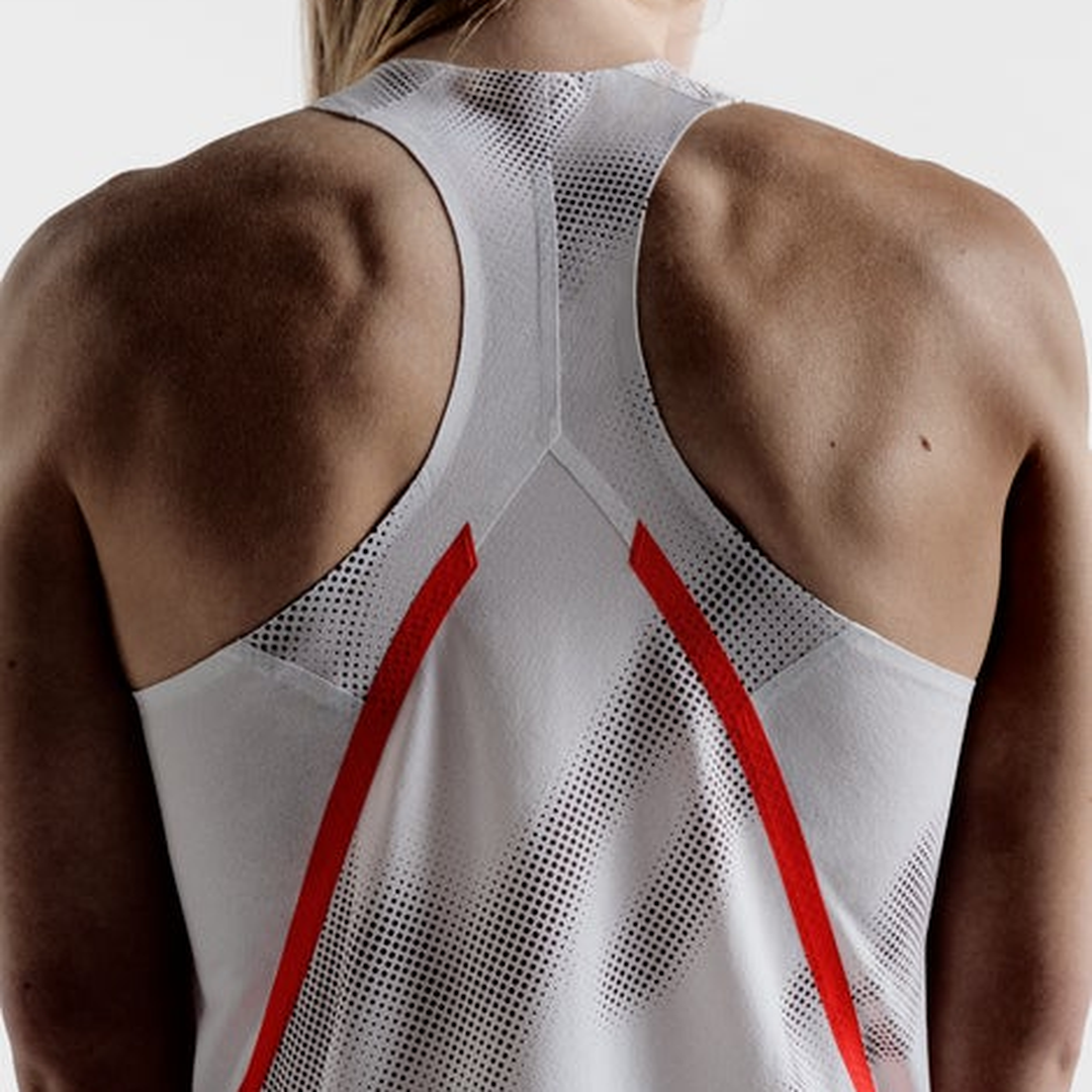 Salomon - Salomon Women's S/Lab Speed Singlet (LC2695400) - Cam2