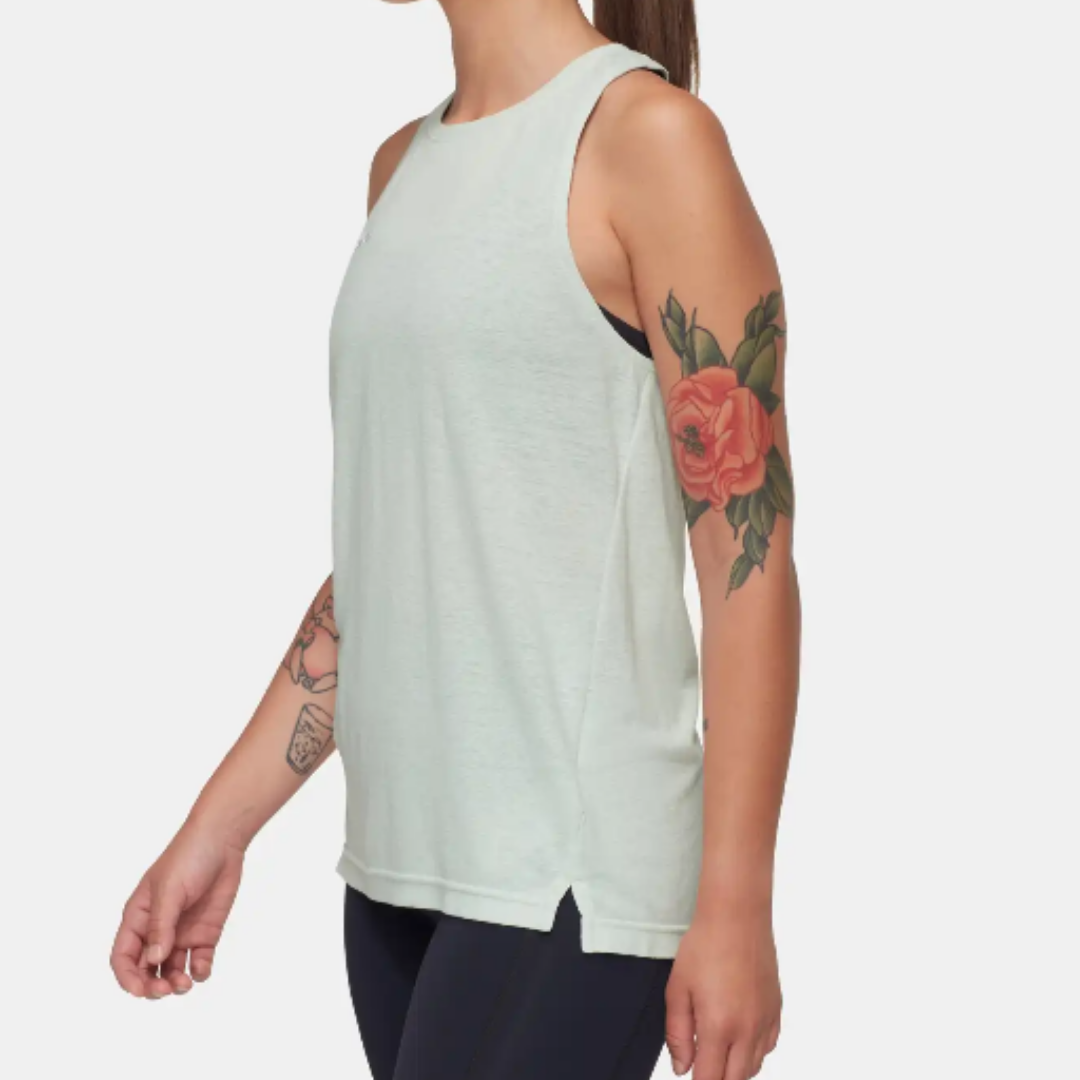 Mammut - Mammut Women's Massone Light Tank Top - Cam2