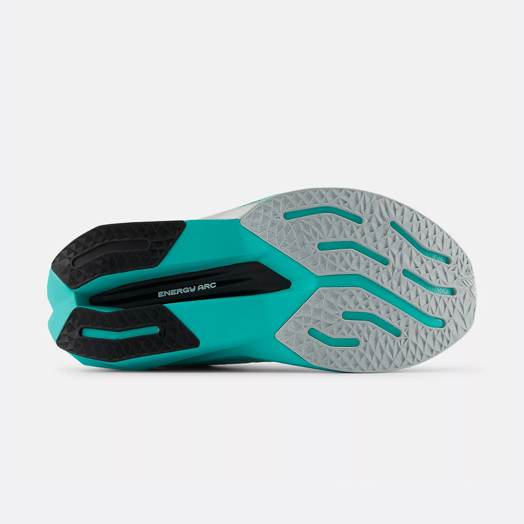 New Balance - New Balance Women's FuelCell SuperComp Trainer v3 Running Shoes - Cam2