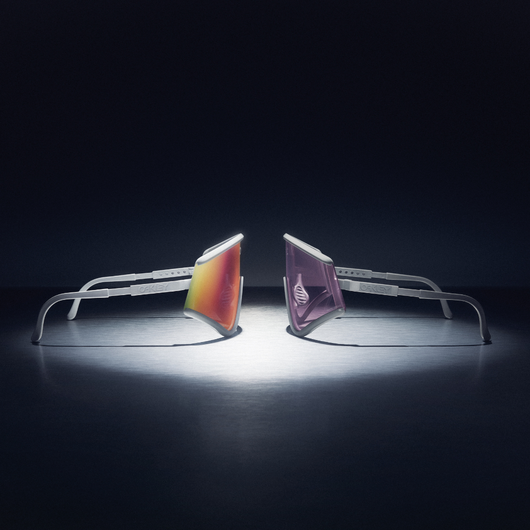 Oakley - Oakley Eyeshade Sunglasses 0OO9441-944103 - Cam2