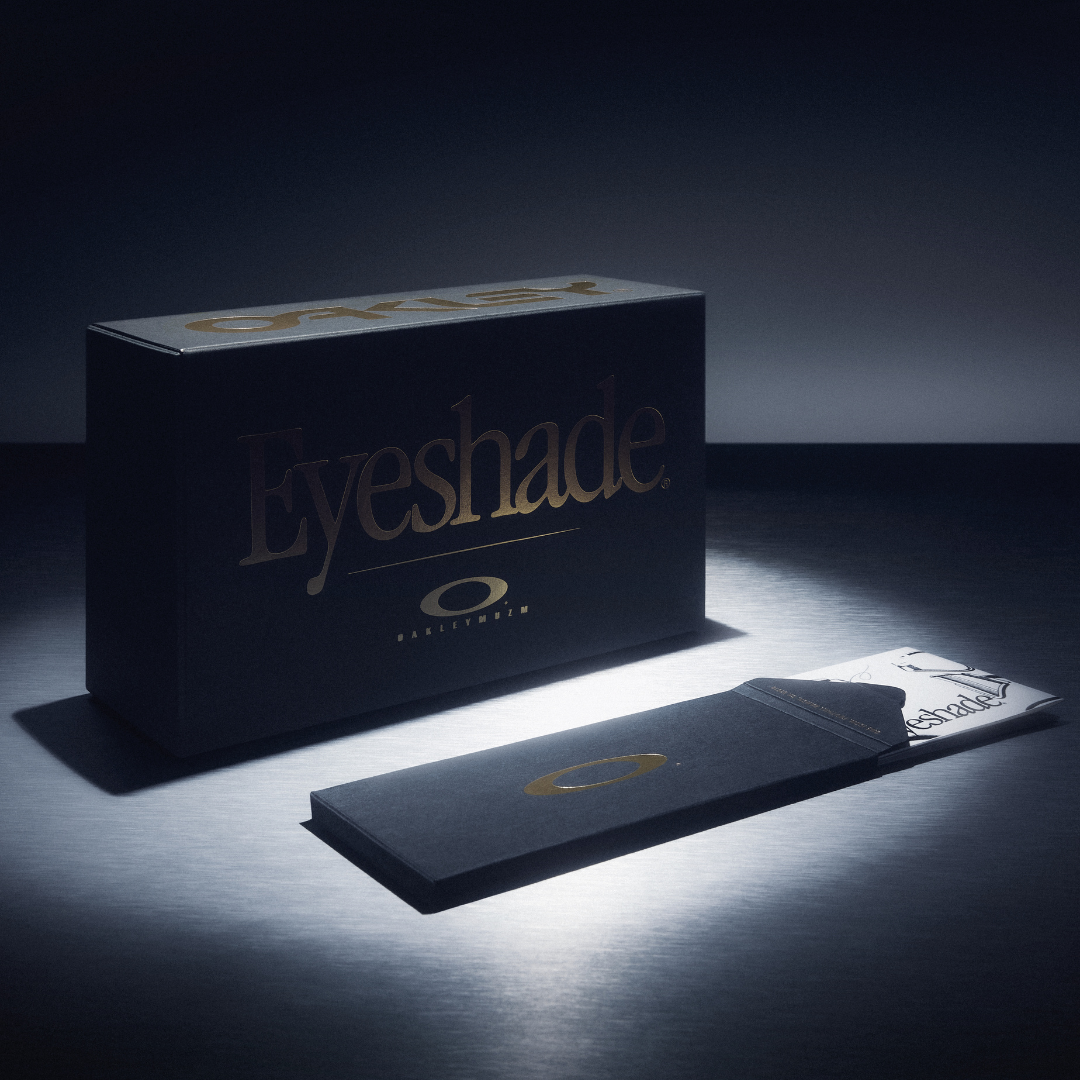 Oakley - Oakley Eyeshade Sunglasses 0OO9441-944103 - Cam2