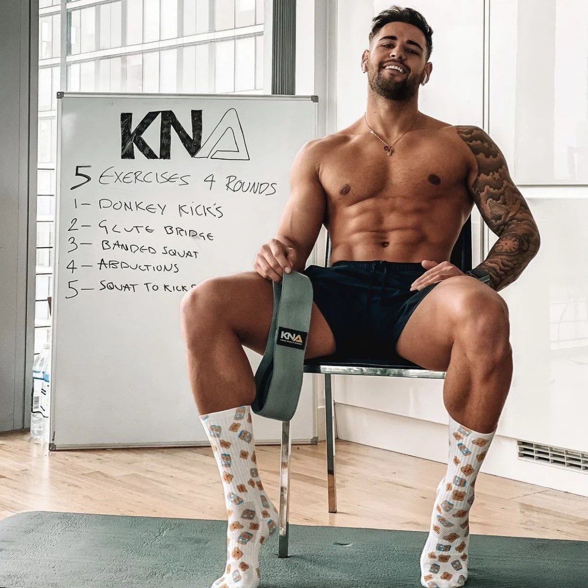 HEXXEE - HEXXEE Men's Peanut Butter Lover Running Socks - Cam2