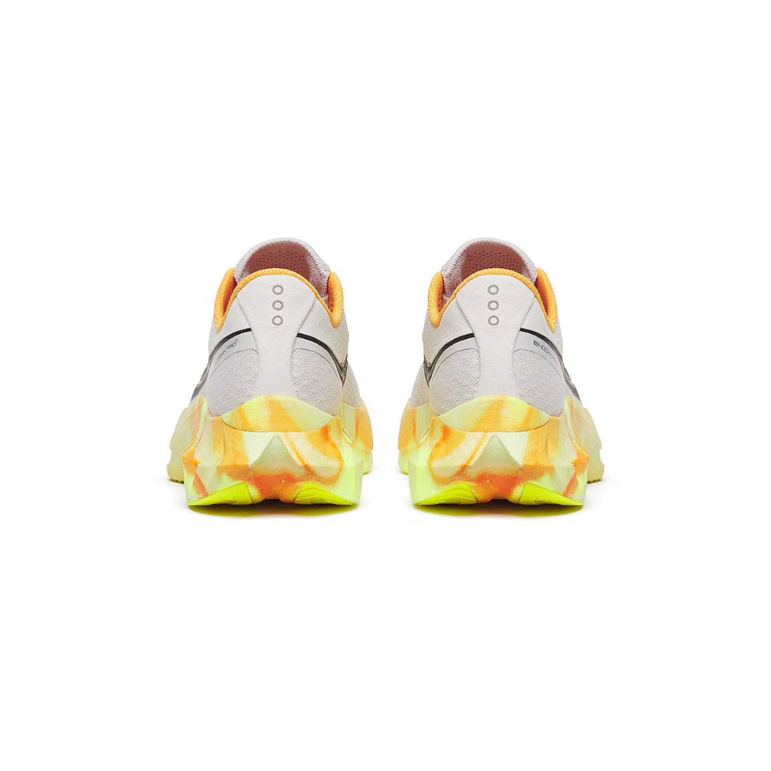 Saucony - Saucony Men's Endorphin Pro 4 Road Ruuning Shoes (Fog/ Peel) - Cam2
