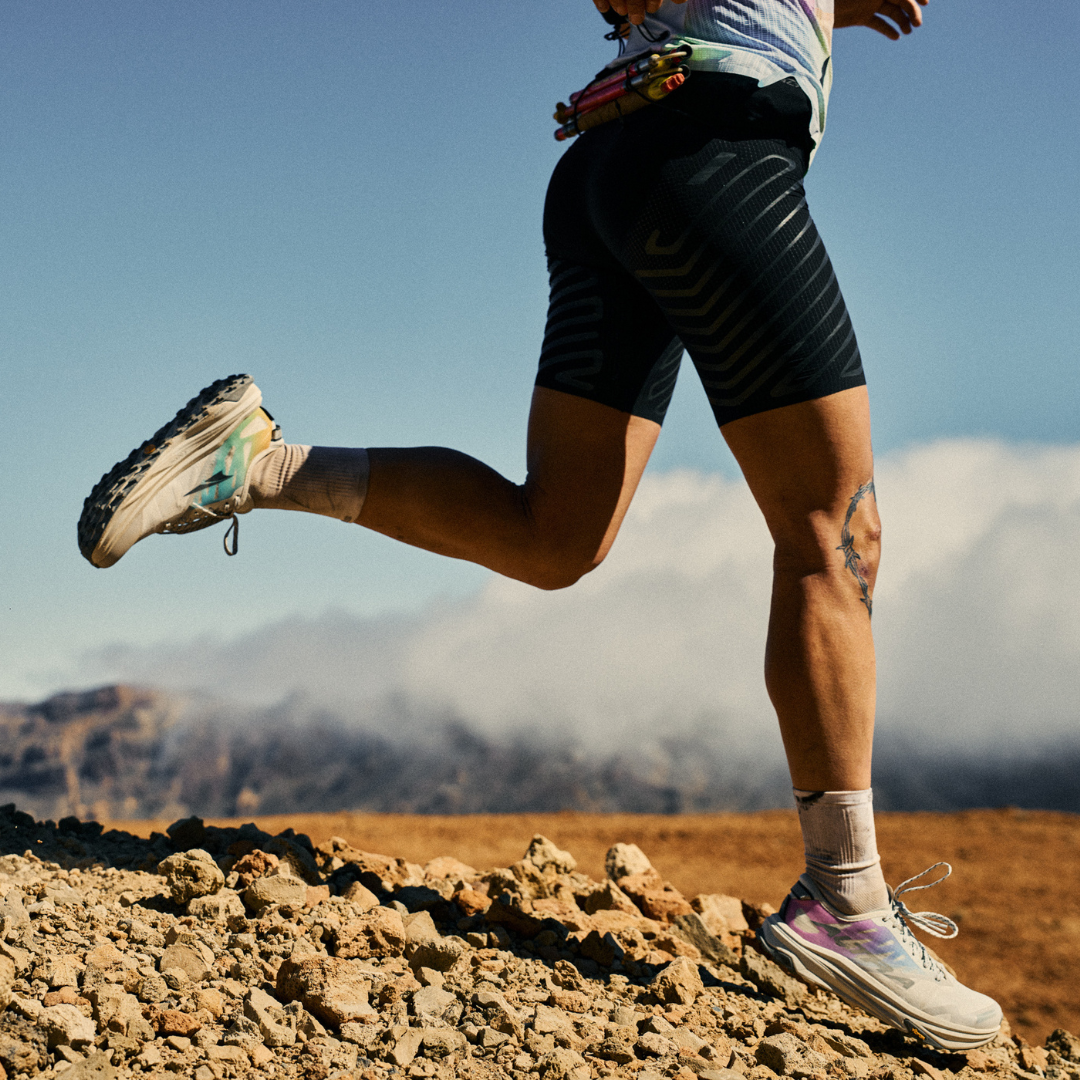 Soar - Soar Women's Soar X Altra Trail Race Shorts - Cam2