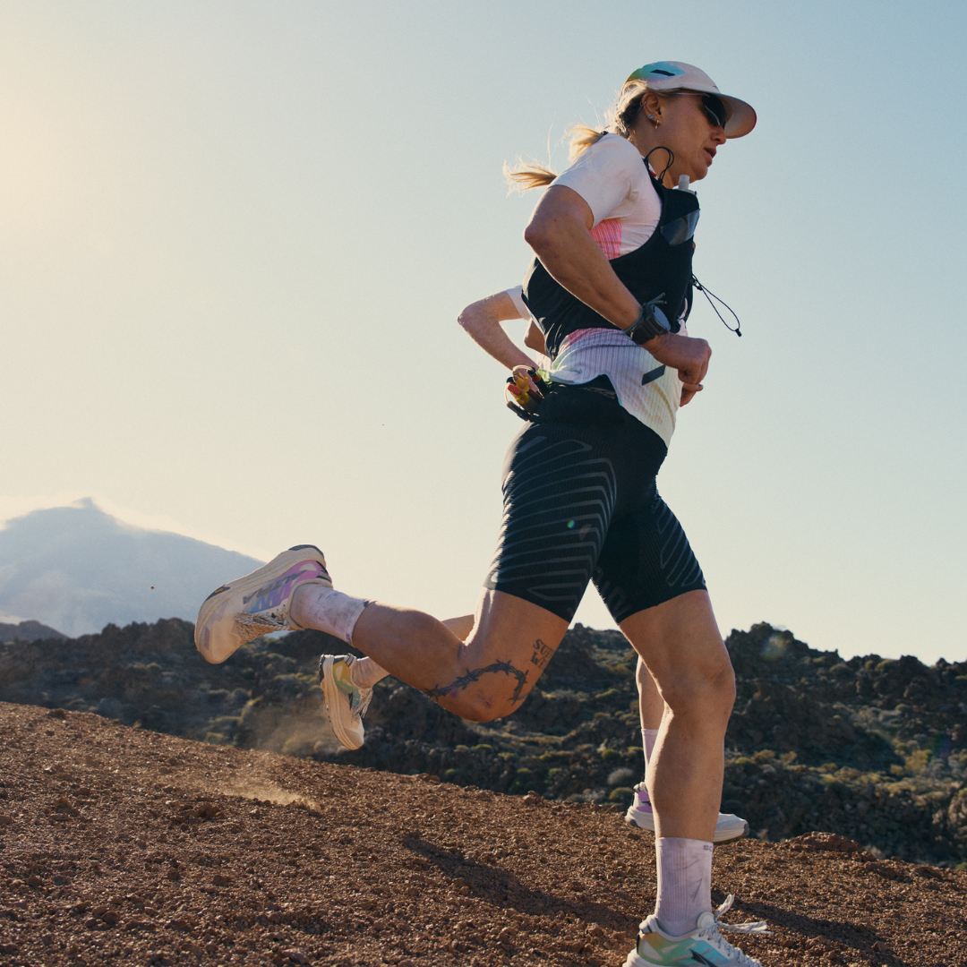 Soar - Soar Women's Soar X Altra Trail Race Shorts - Cam2