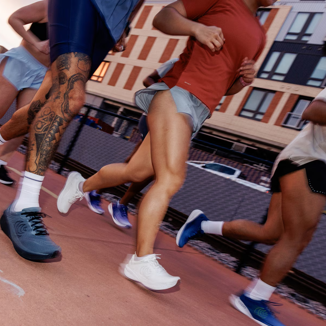 Topo Athletic - Topo Athletic Women's Phantom 4 Road Running Shoes - Cam2