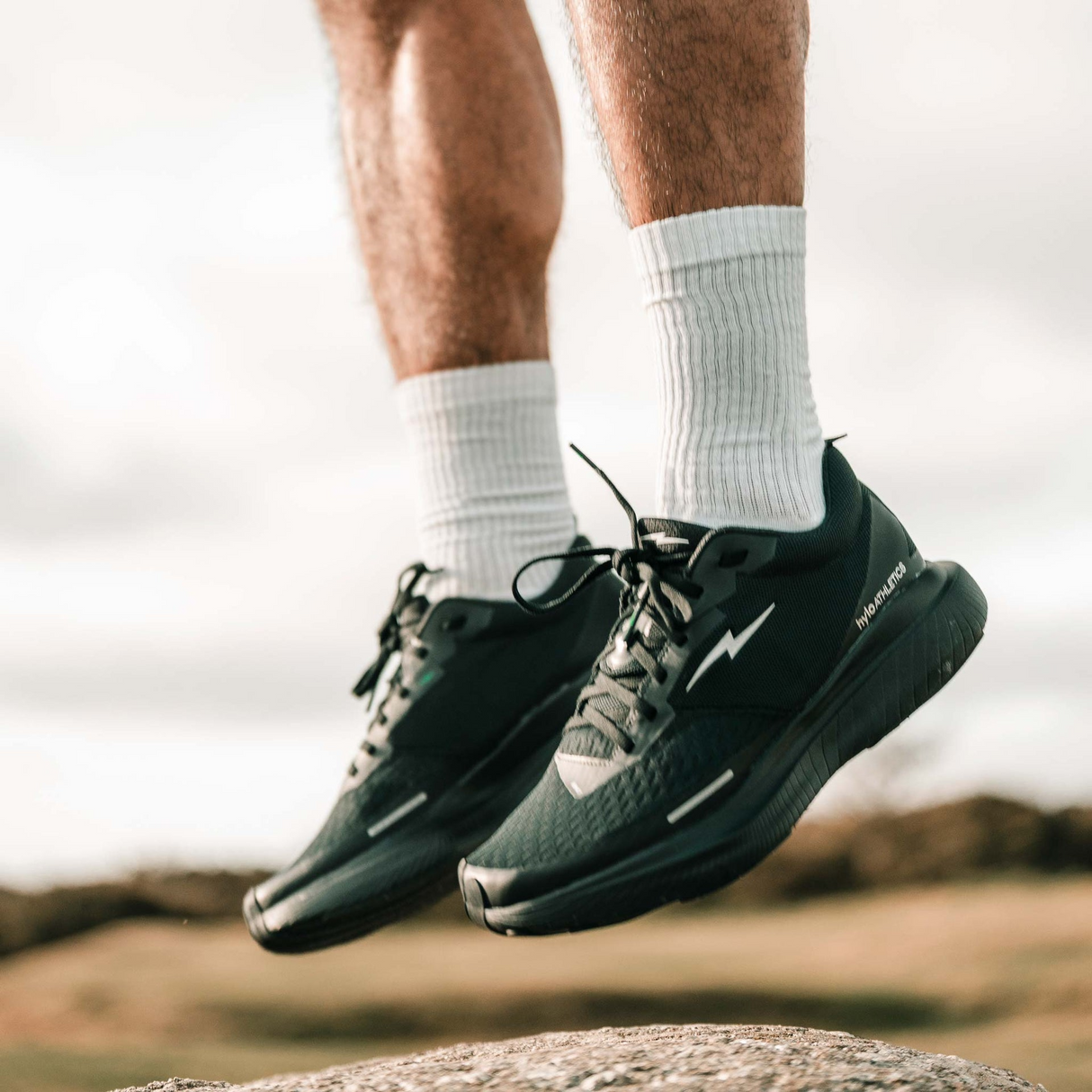 Hylo - Hylo Unisex's Impact Road Running Shoes - Cam2