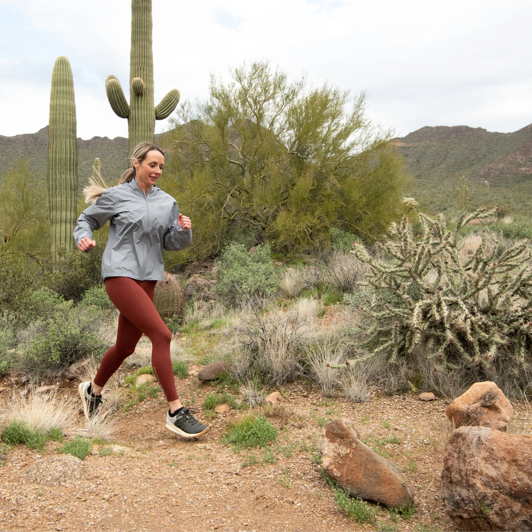 Ultimate Direction (C) - Ultimate Direction Women's Deluge Jacket - Cam2