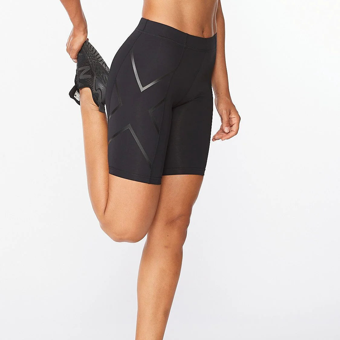 2XU - 2XU Women's TR2 Core Compression Shorts - Cam2