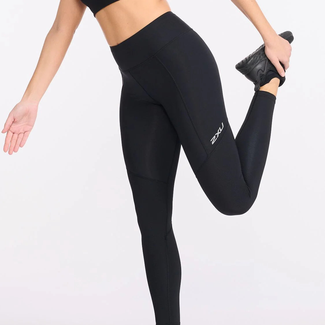 2XU - 2XU Women's Aero Vent Mid-Rise Compression Tights - Cam2