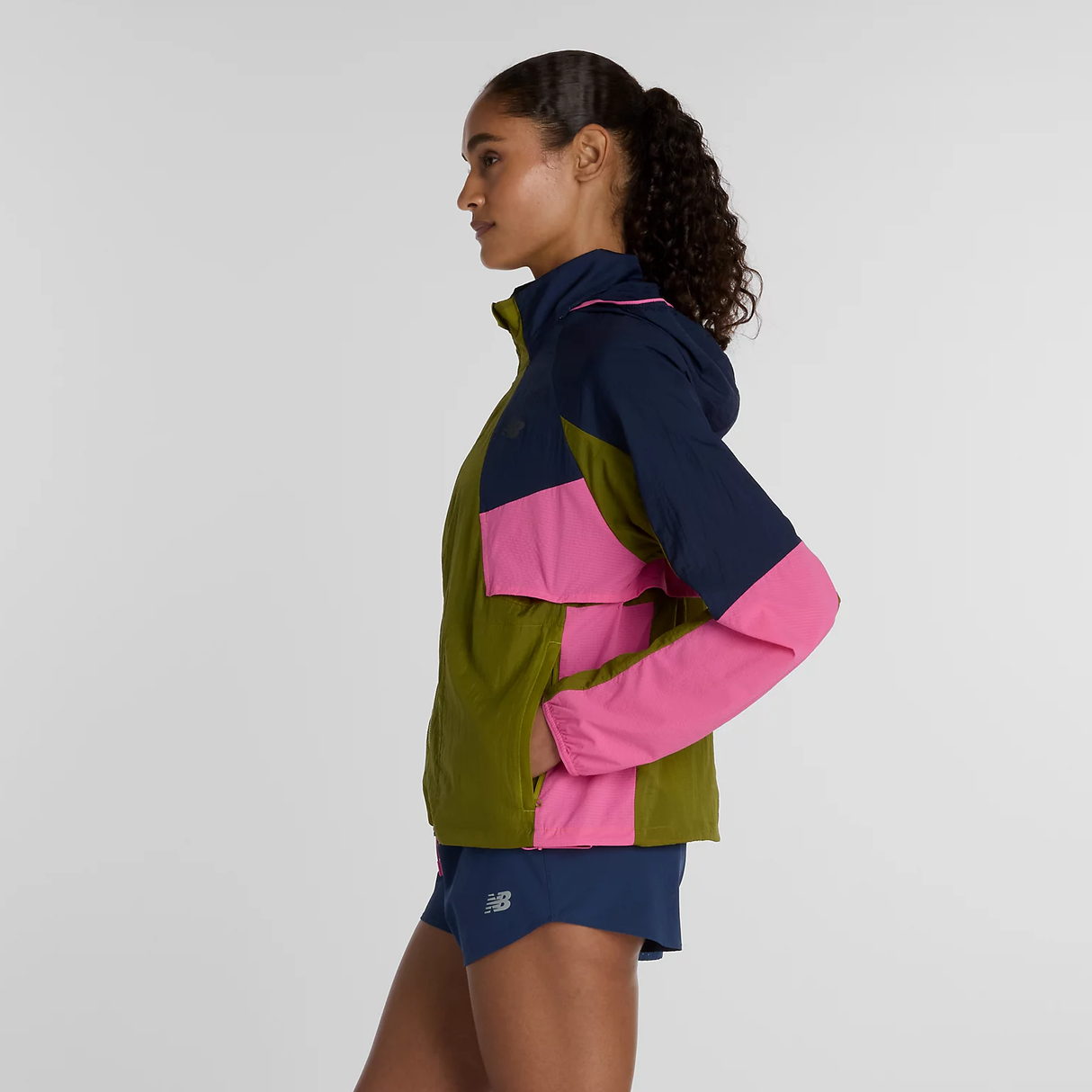 New Balance - New Balance Women's RC Jacket - Cam2
