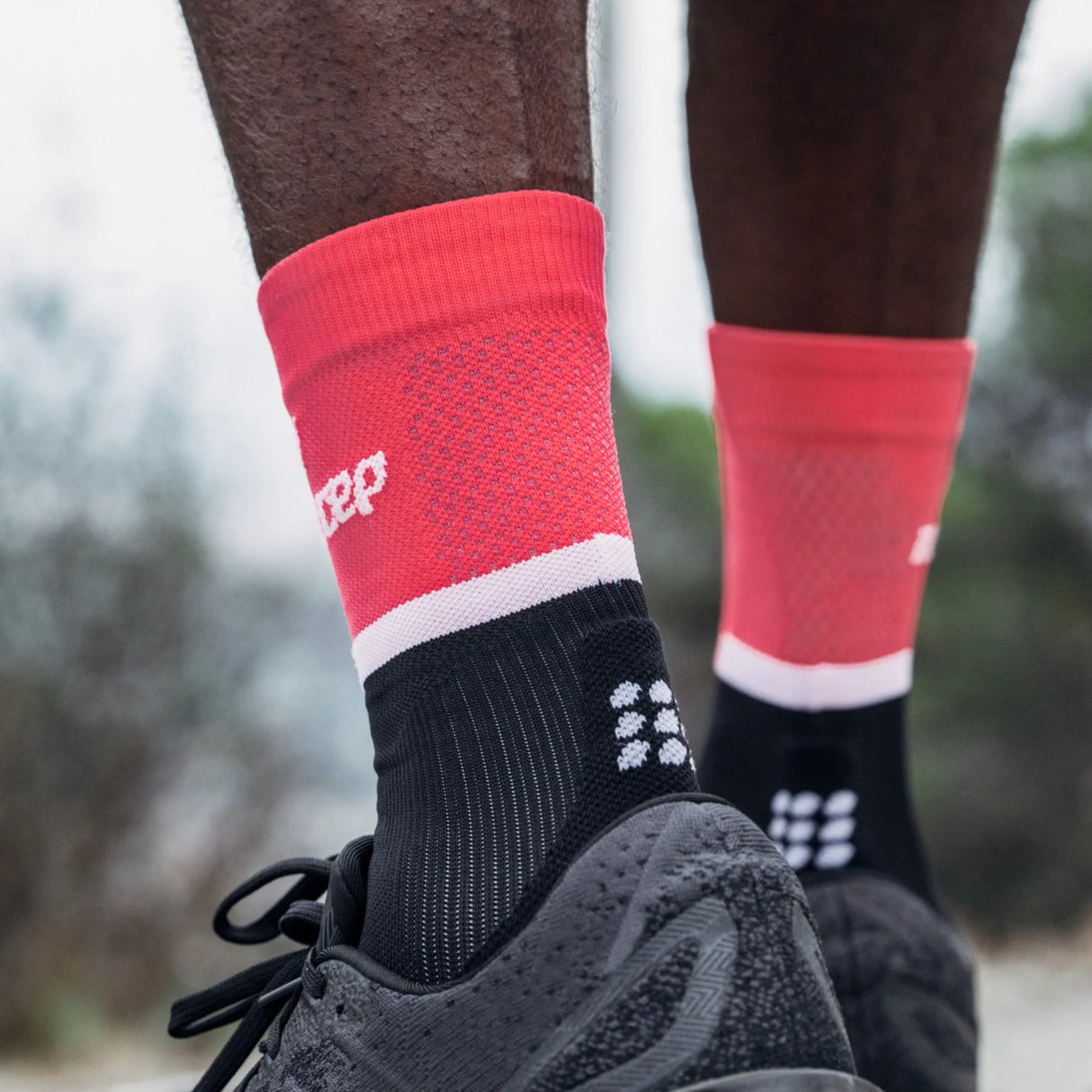 CEP - CEP Men's The Run Compression Socks Mid Cut v4 - Cam2