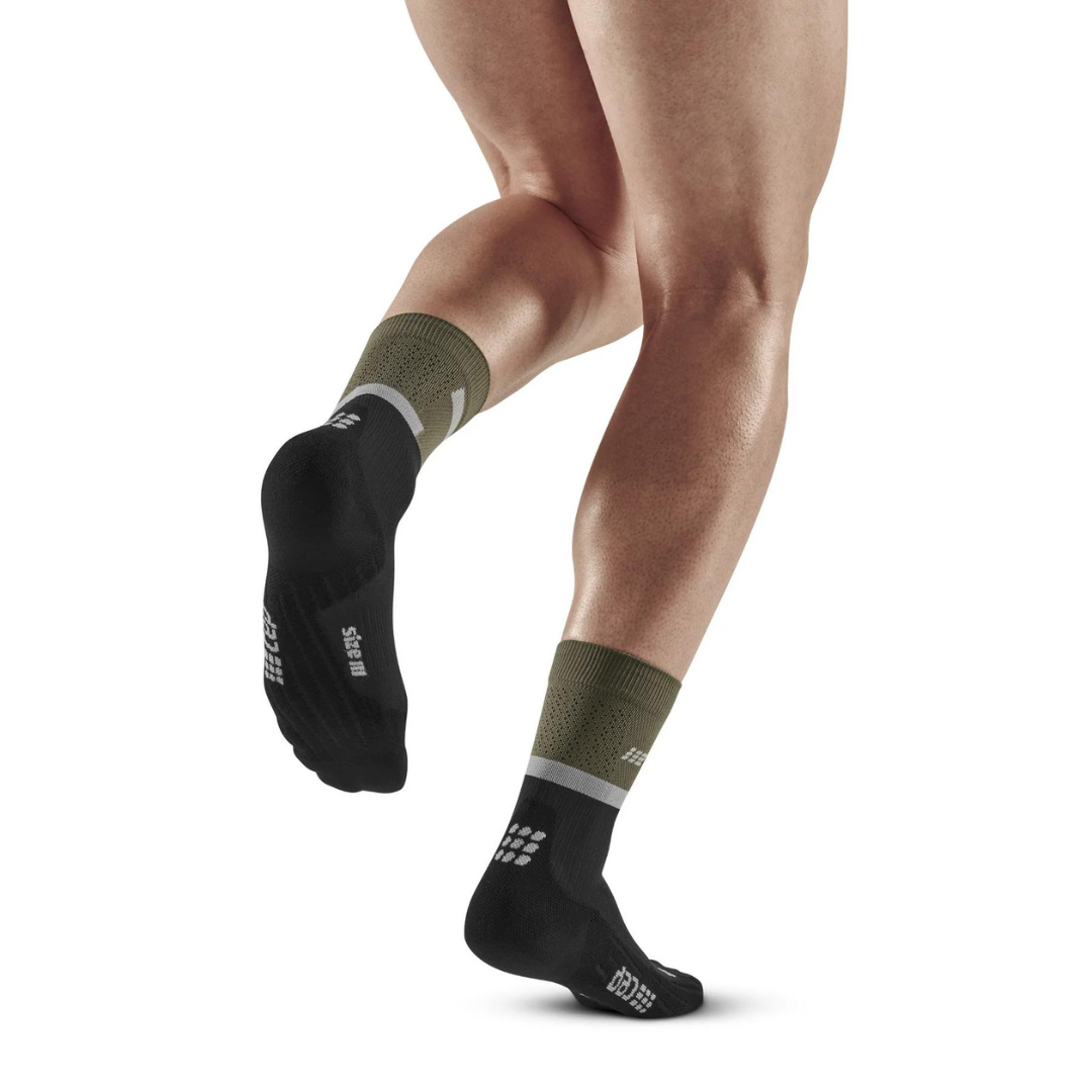 CEP - CEP Men's The Run Compression Socks Mid Cut v4 - Cam2
