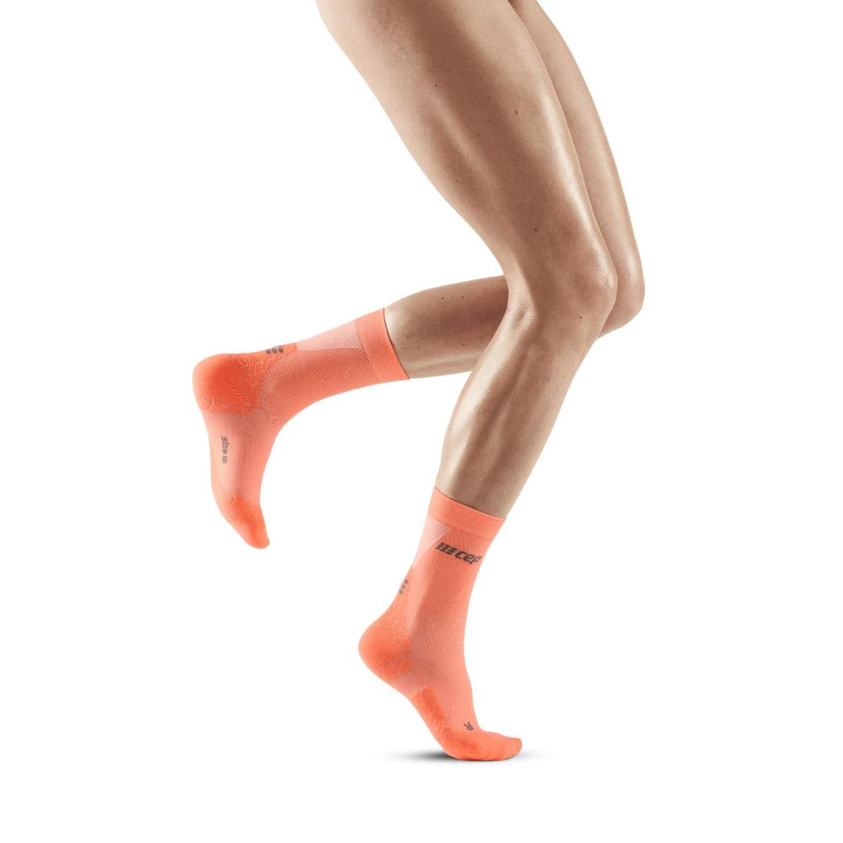 CEP - CEP Women's Ultralight Compression Socks Mid Cut v3 - Cam2