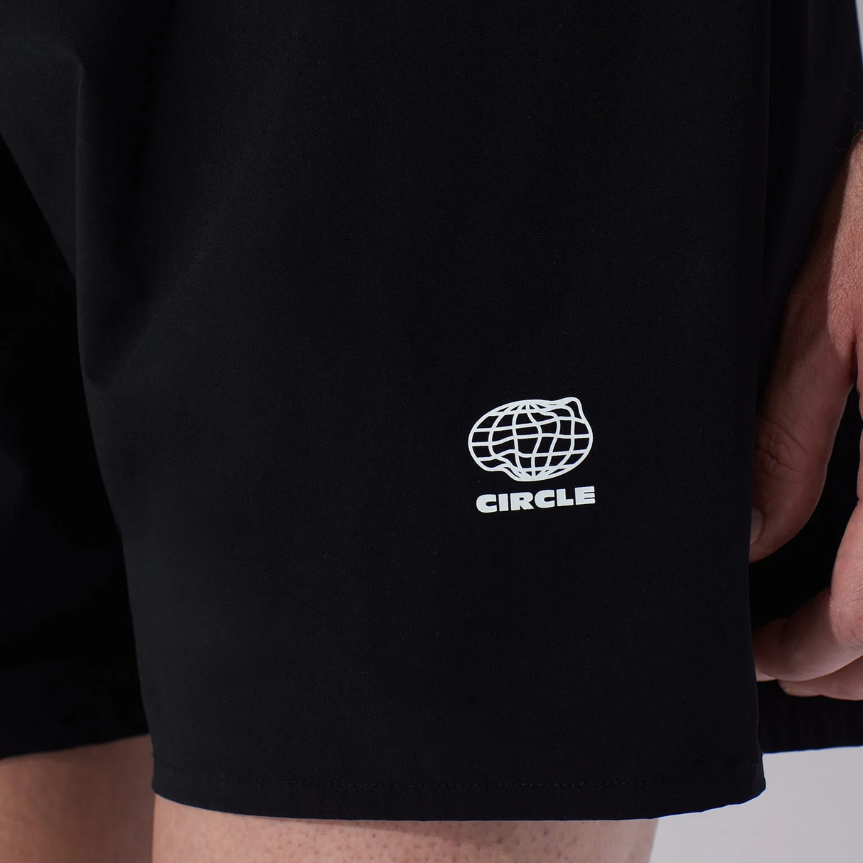 CIRCLE - CIRCLE Men's Short Everystride Homme - Cam2