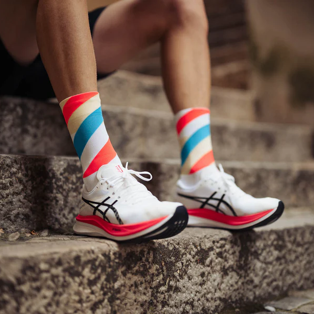 Incylence - Incylence Loops High-Cut Running Socks - Cam2
