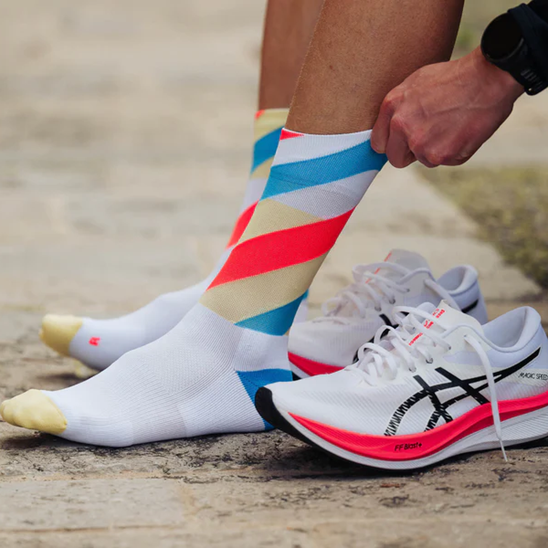 Incylence - Incylence Loops High-Cut Running Socks - Cam2