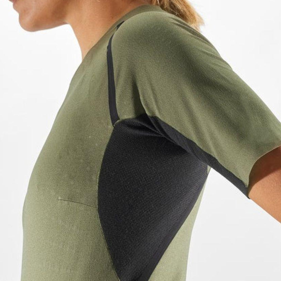 Salomon Women's S/LAB Speed Tee (Grape Leaf) - Cam2