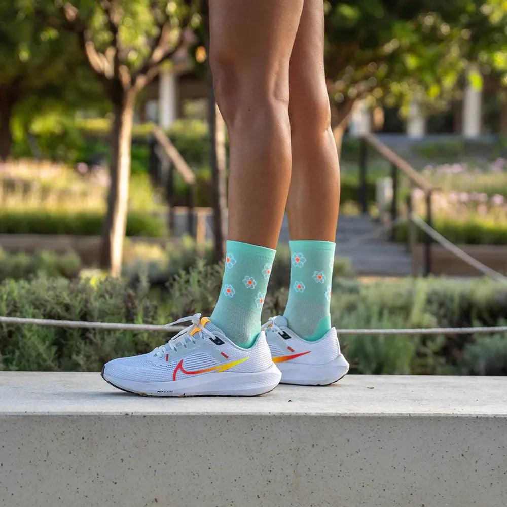 Sporcks Marguerite - Run Ultralight Socks - Cam2